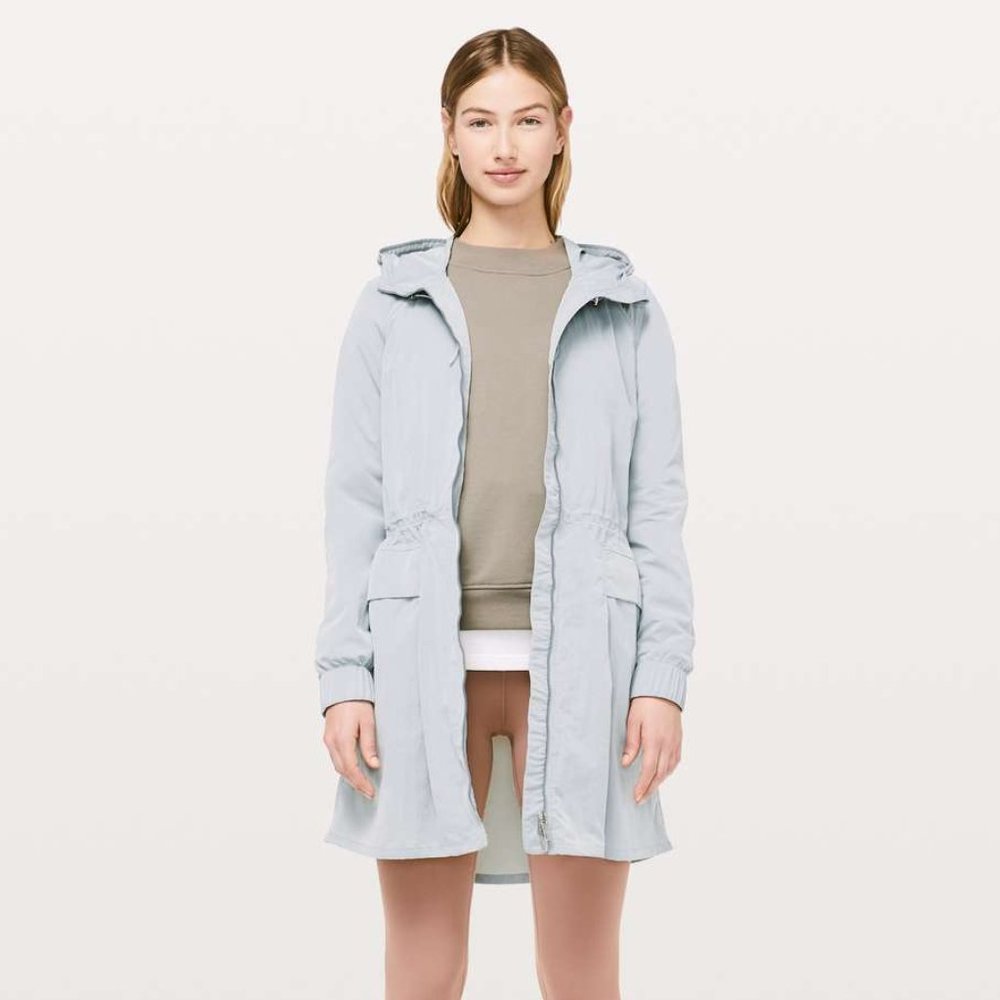 LULULEMON silver Pack & Glyde Jacket